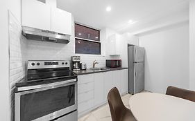 Stonewall Suites